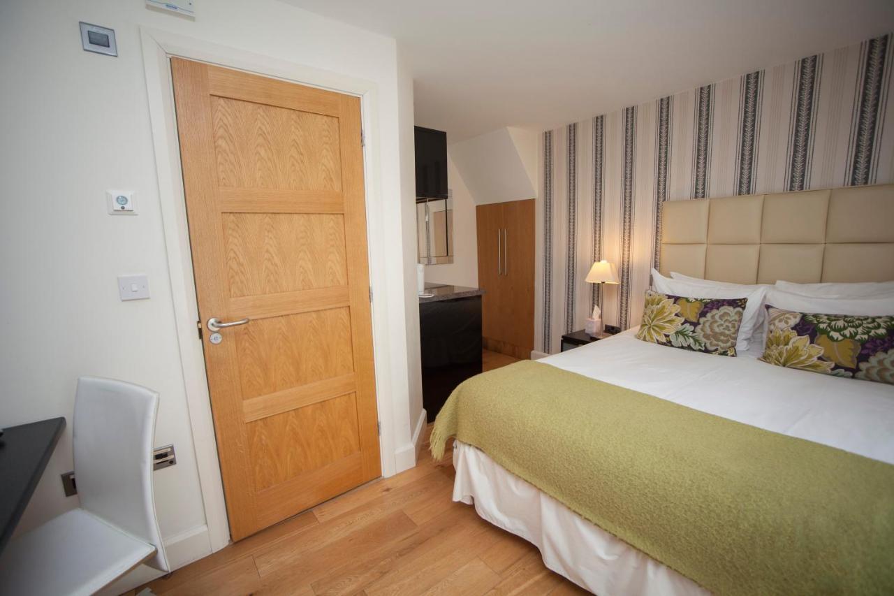 Standard King Room