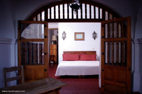 Standard King Room,724459120:JPEG