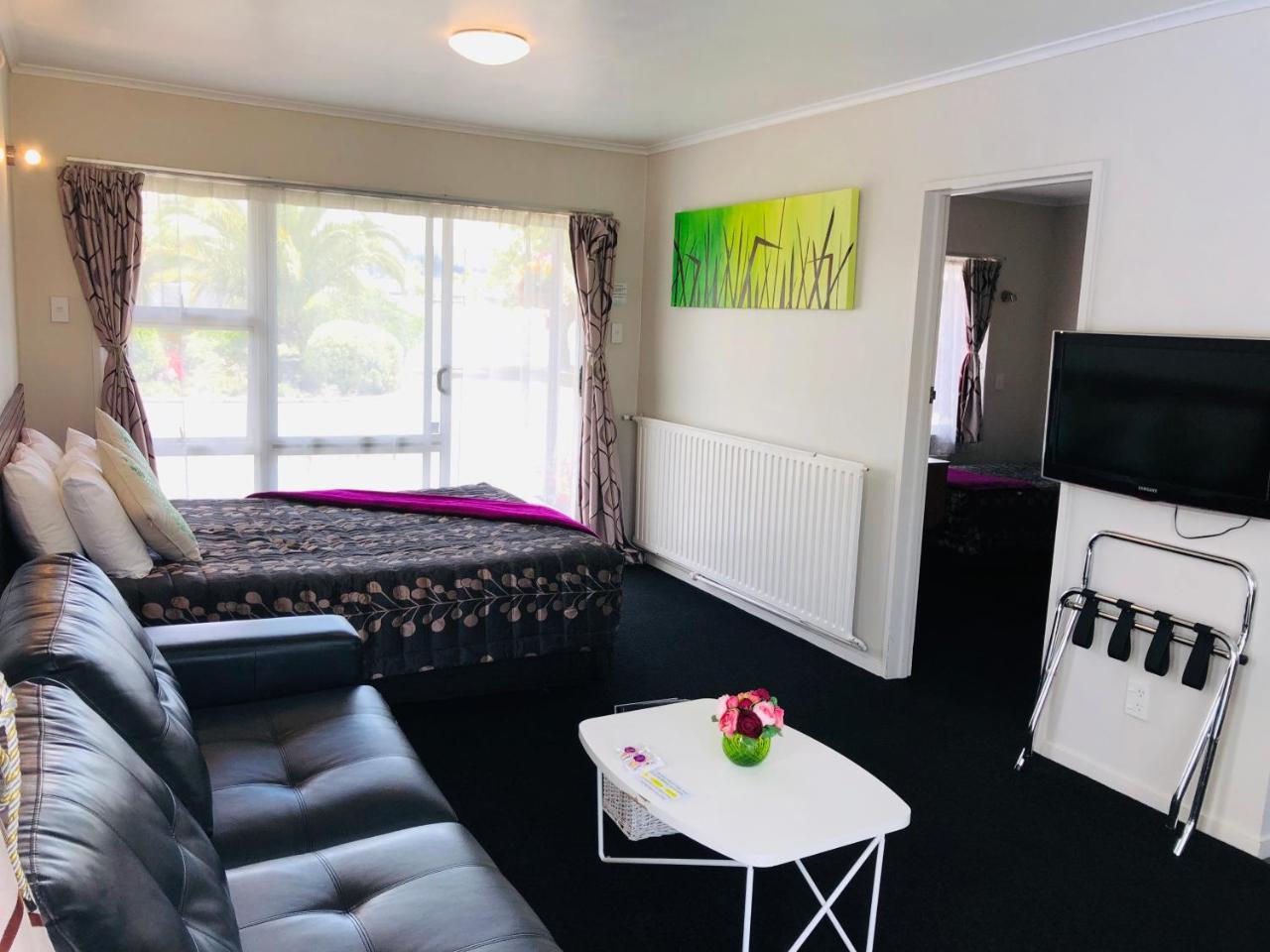Superior Family Apartment 1