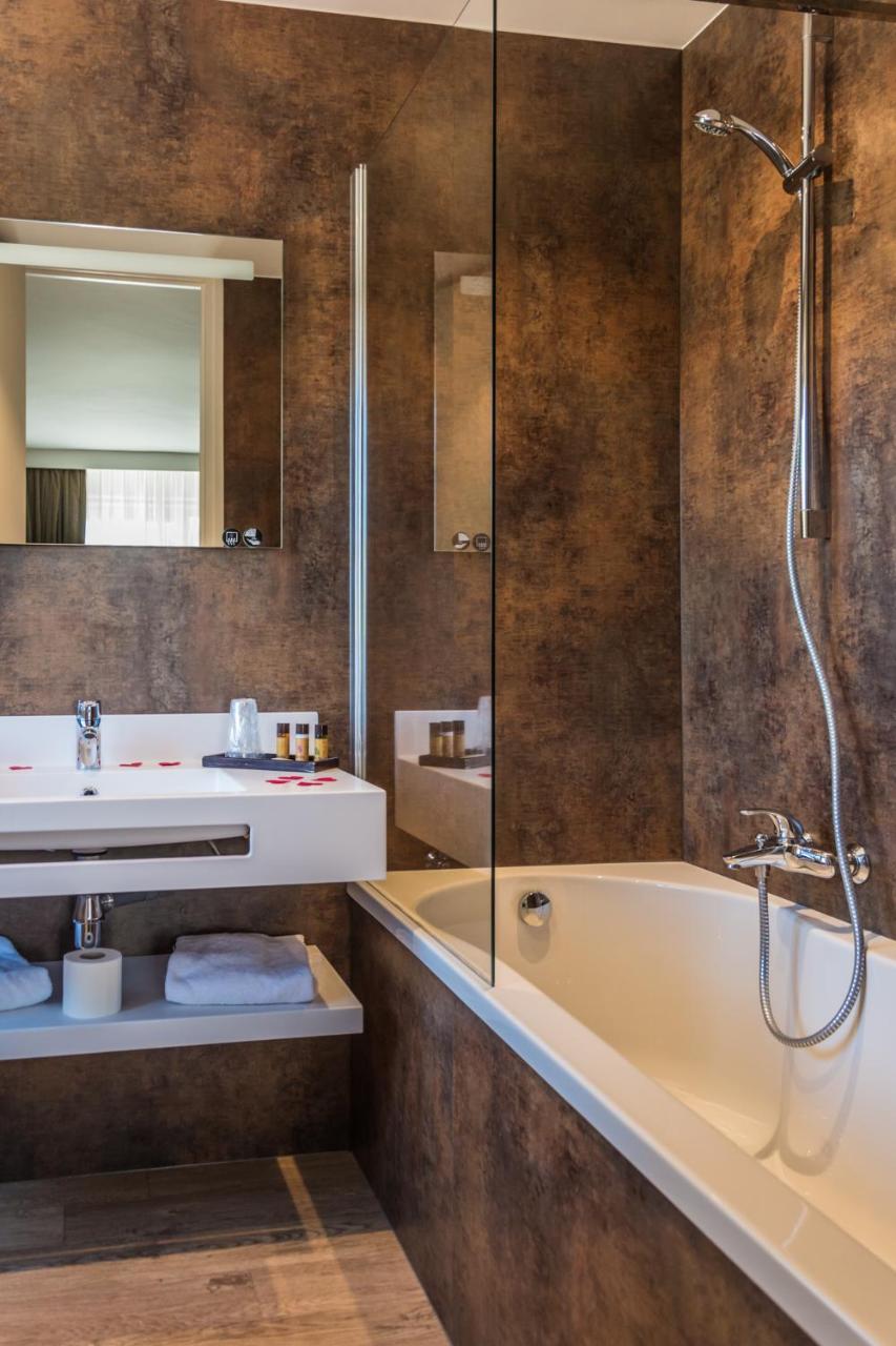 Double or Twin Room Classique