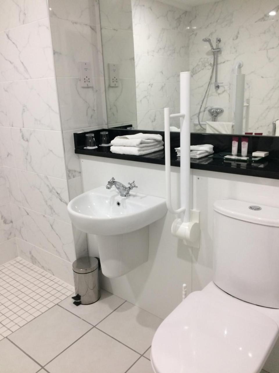Habitación Doble con baño privado