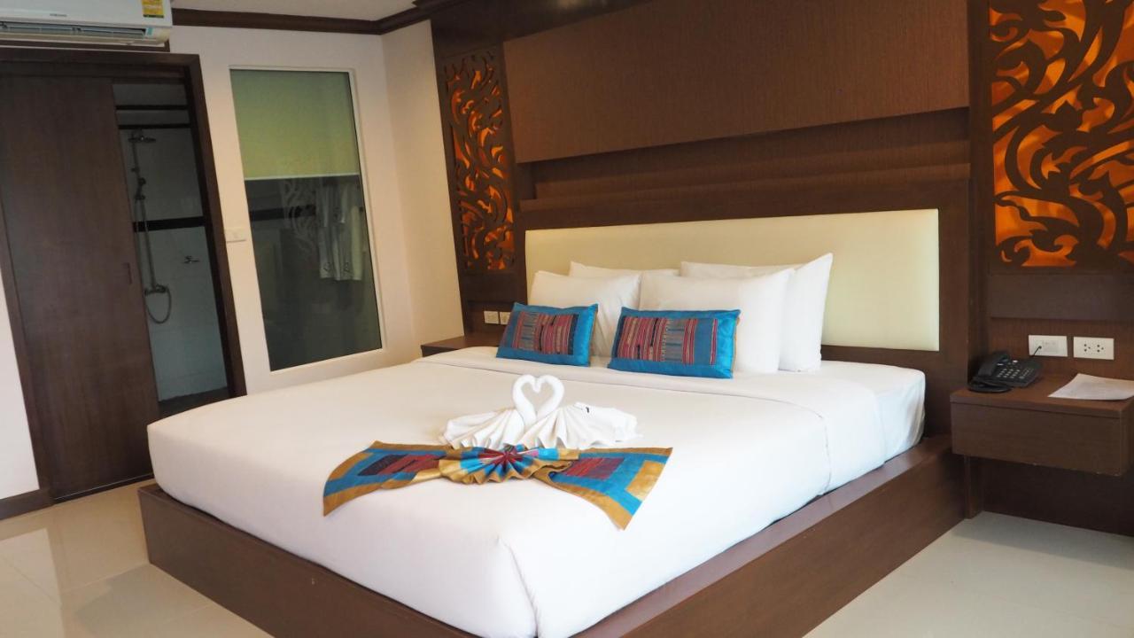 Double Room Pool View