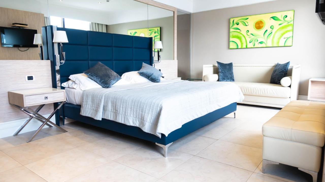 Suite con 1 Camera da Letto e Vista Lago
