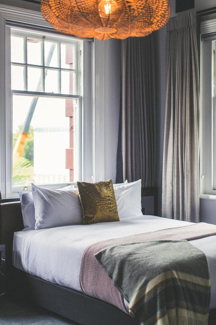 Premier King Room