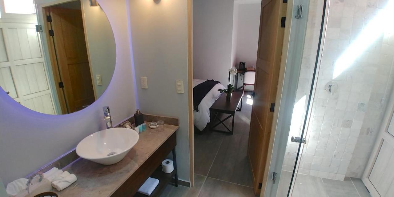 Queen Suite,760028666:JPEG