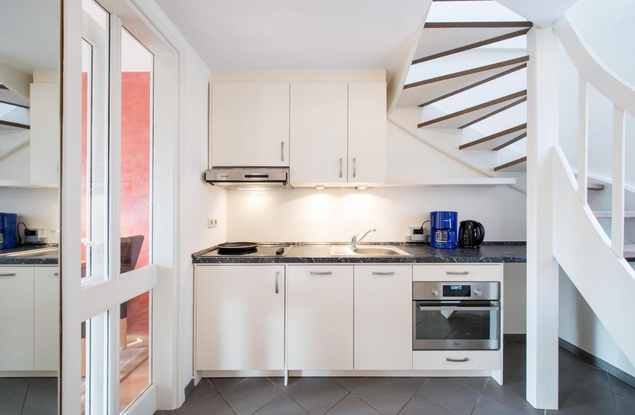 Apartment Split Level,761660371:JPEG