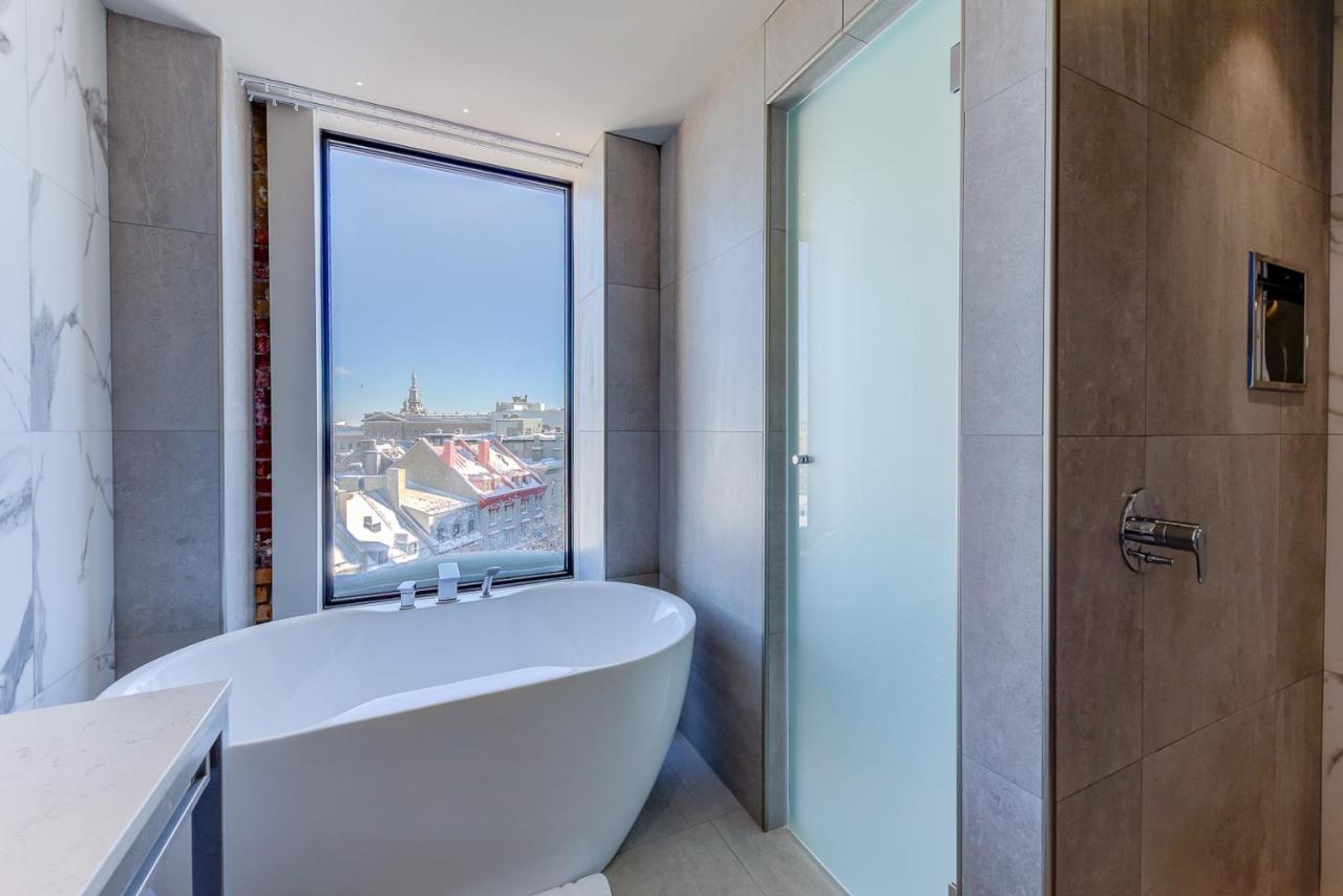 Superior Studio  with city view
