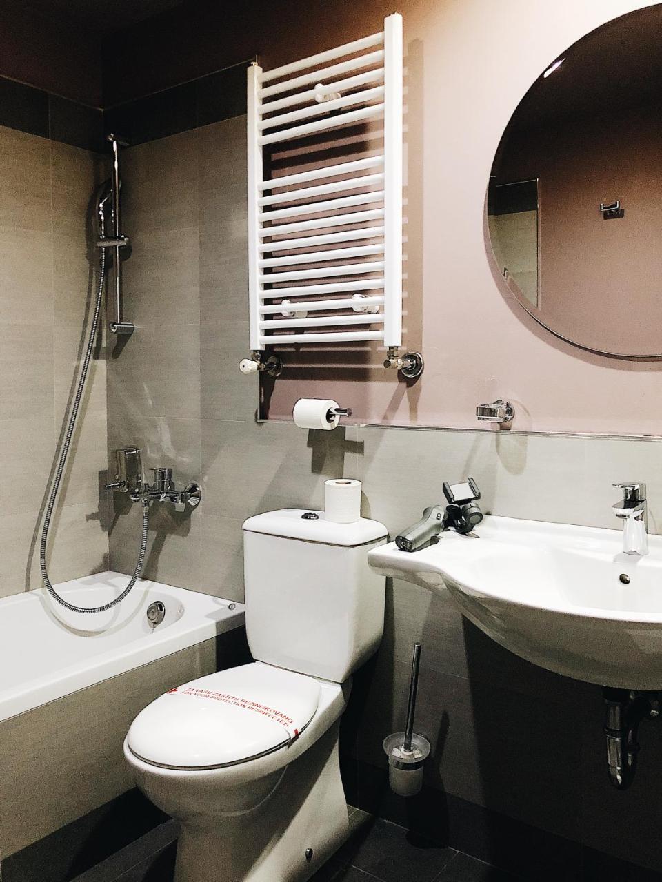 Two-Bedroom Apartment,763607467:JPEG