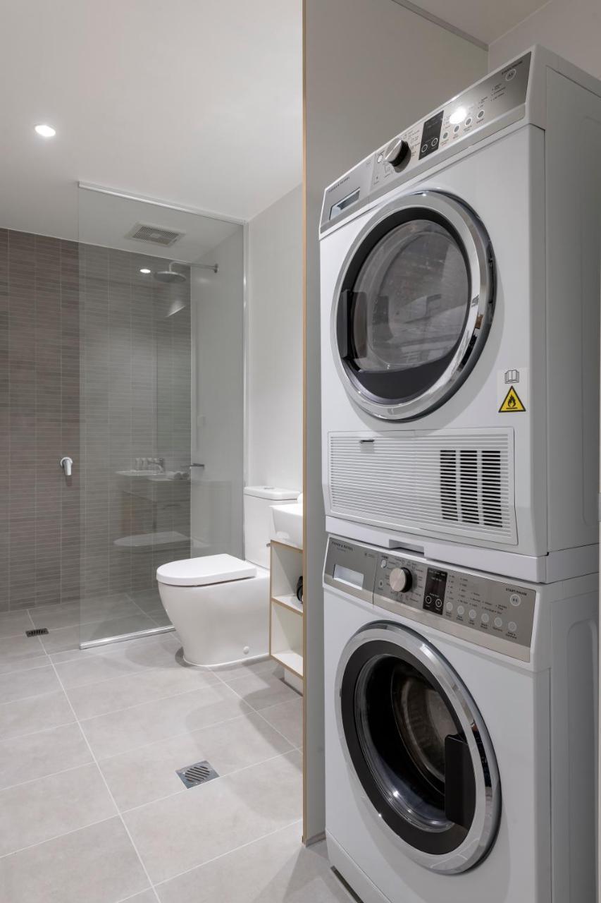 Three-Bedroom Apartment,765754393:JPEG