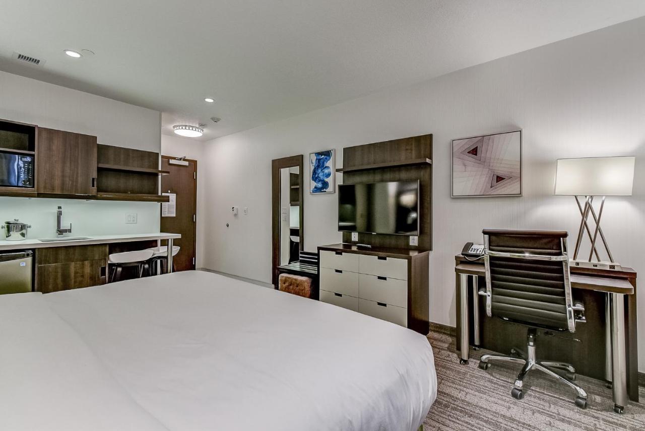 Standard King Bed