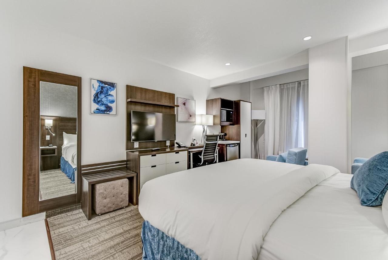 King Suite Jacuzzi