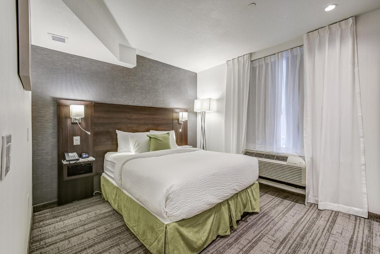 Standard one Queen bed