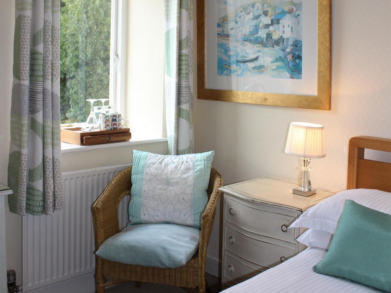 Compact Double Room with En-Suite