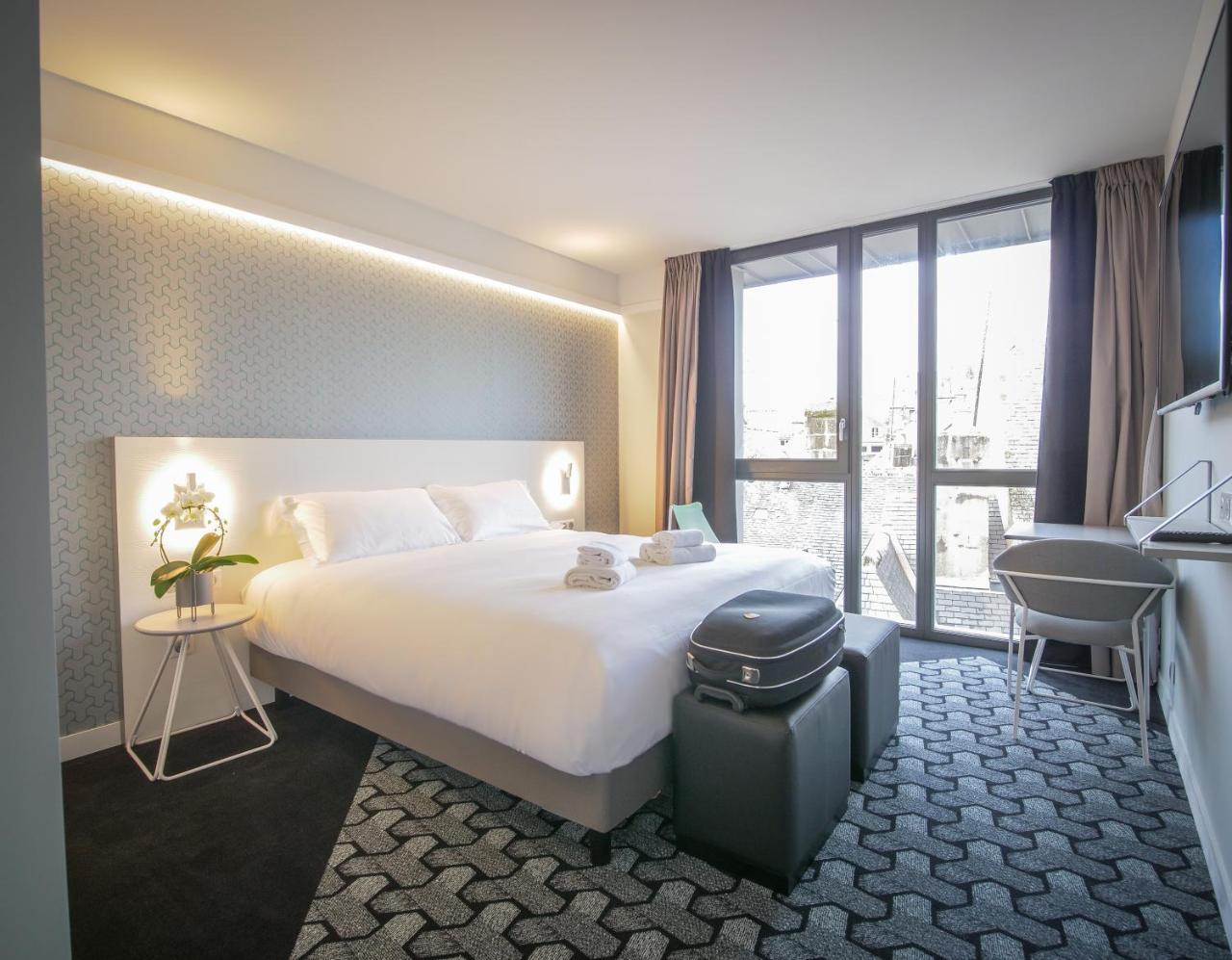 Business Doppelzimmer mit Kingsize-Bett