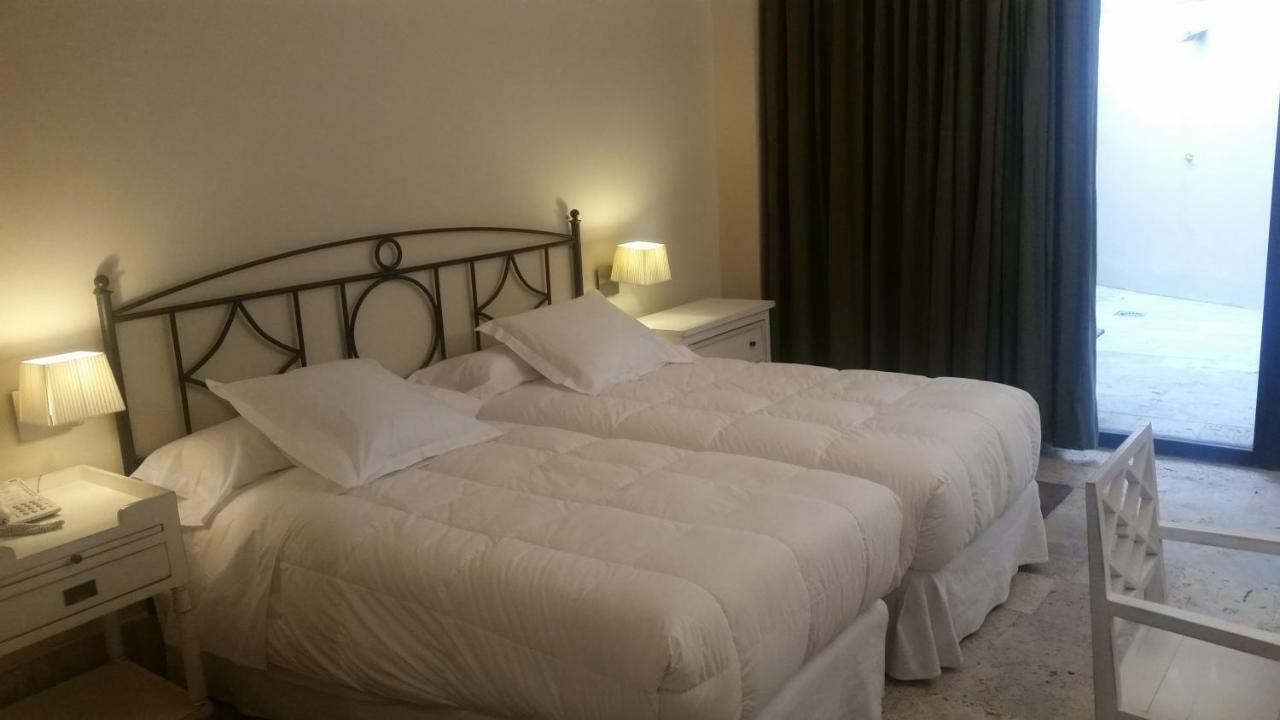 Double Room,779178693:JPEG