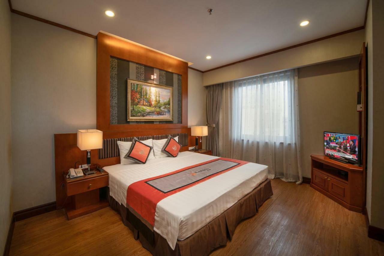 Deluxe Double or Twin Room with City View