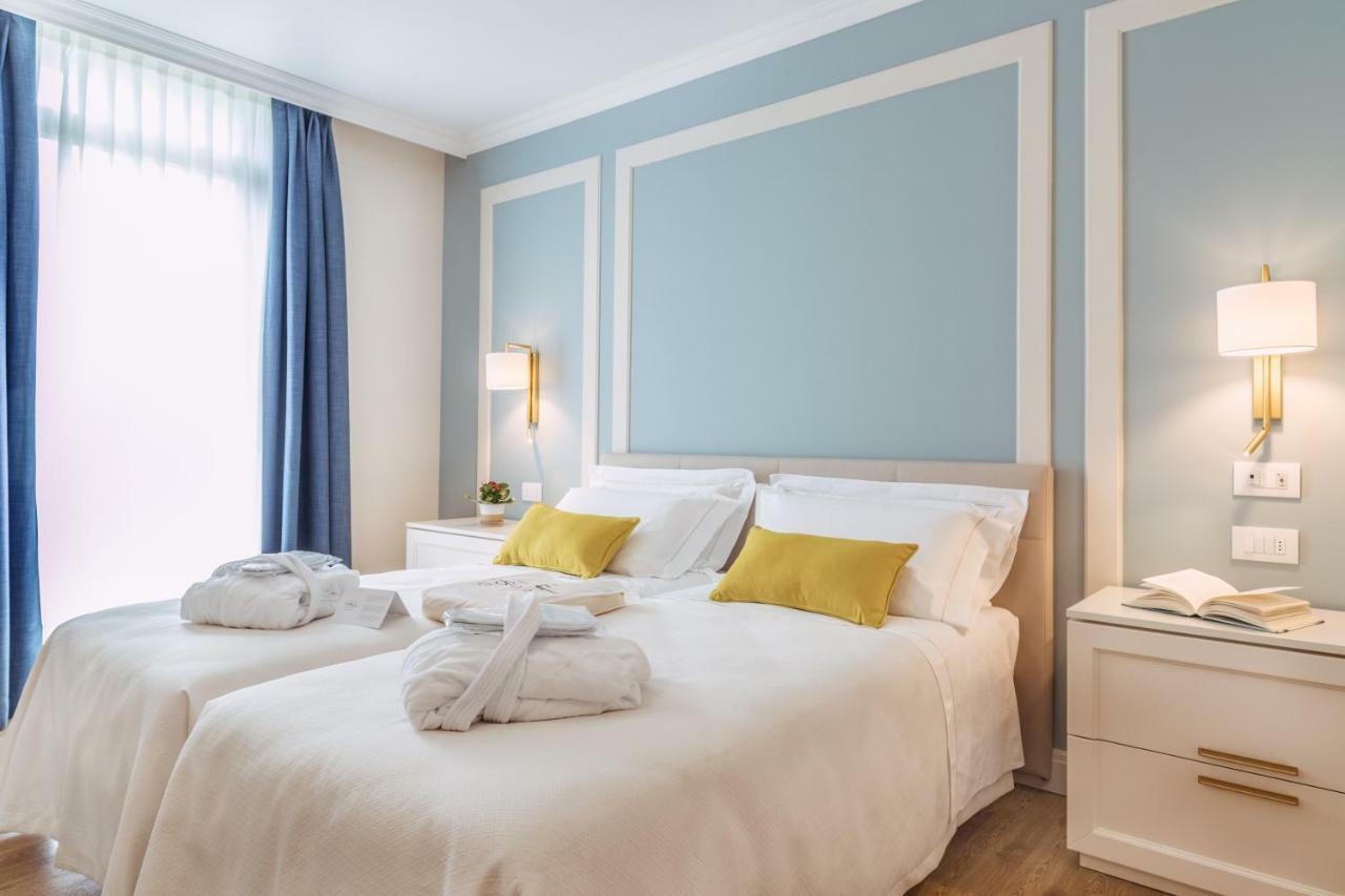Double or Twin Room with Balcony