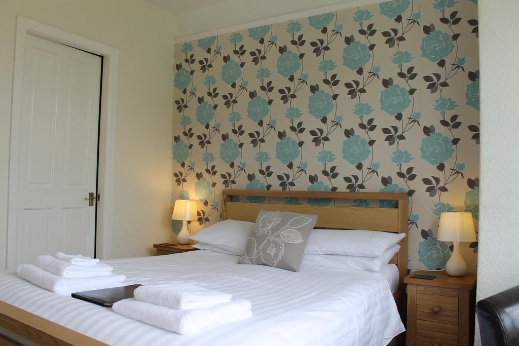 Classic Double Room with Lake view