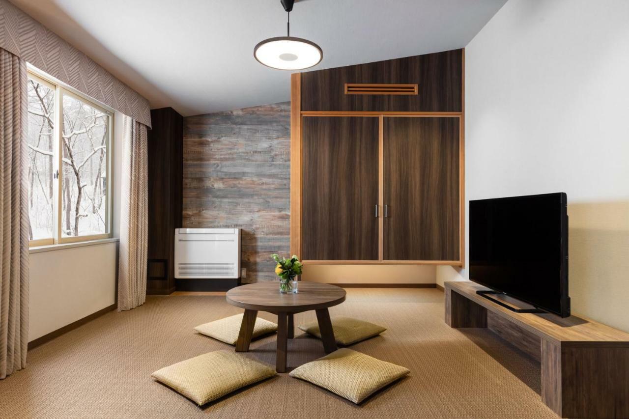 Deluxe Twin Room with Tatami Area