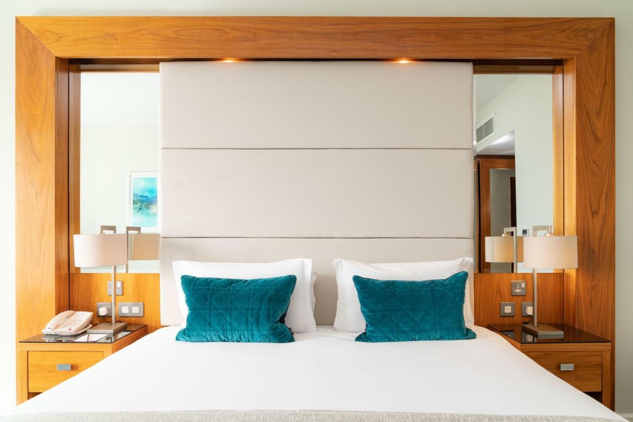 Habitación Deluxe con cama extragrande y vistas al campo de golf