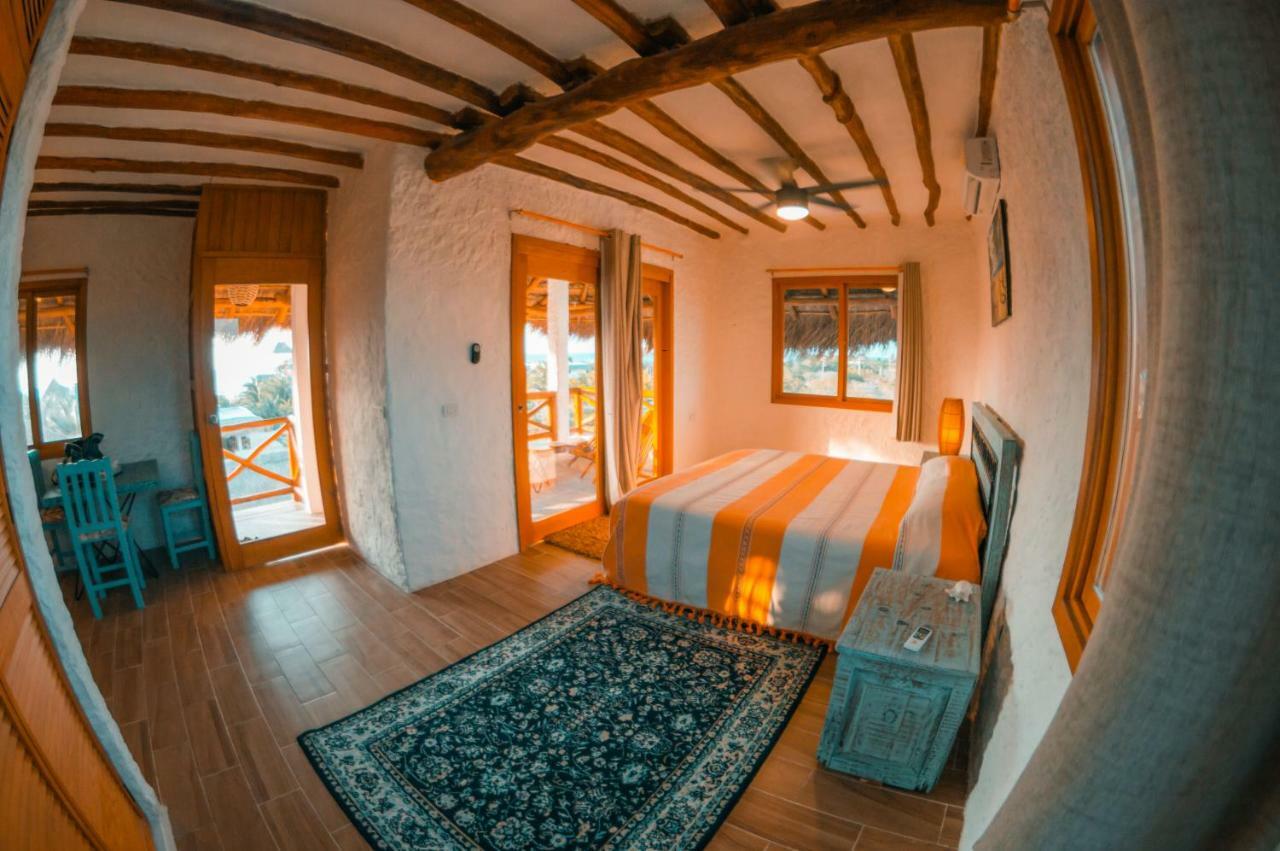 Suite con vistas parciales al mar y terraza