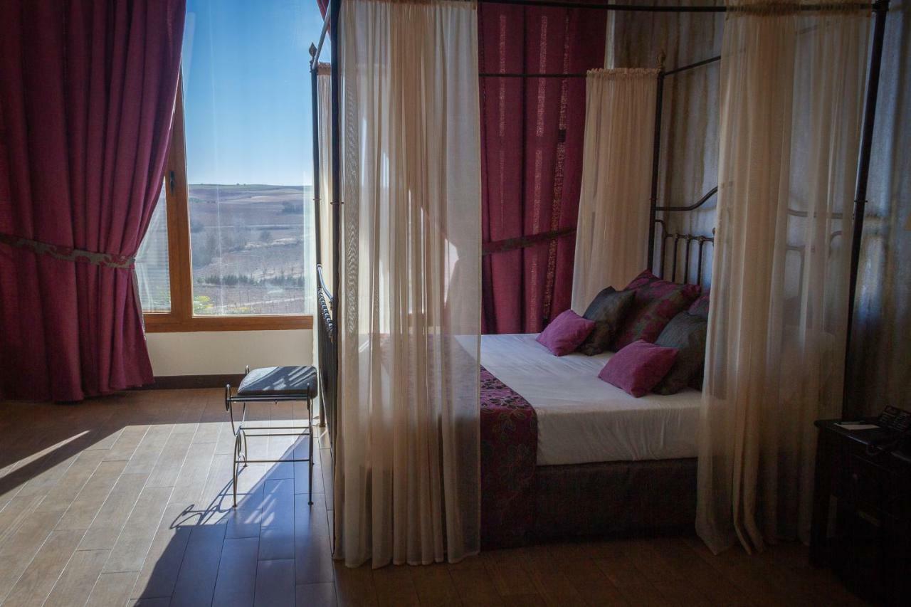 Double Room,1477212190:JPEG