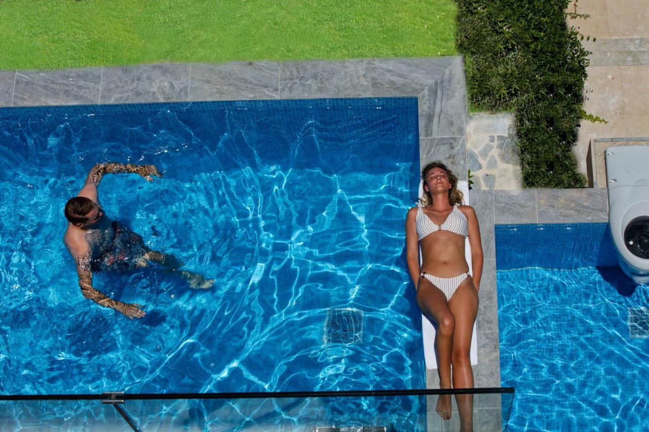 Superior Studio sea view private pool
