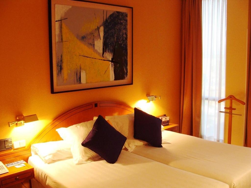 Double Room Extra Bed,65516542:JPEG