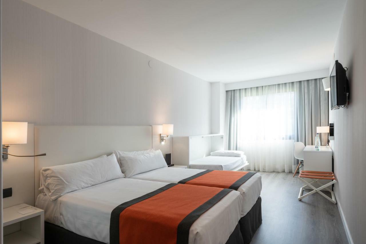 Triple Room,817870889:JPEG