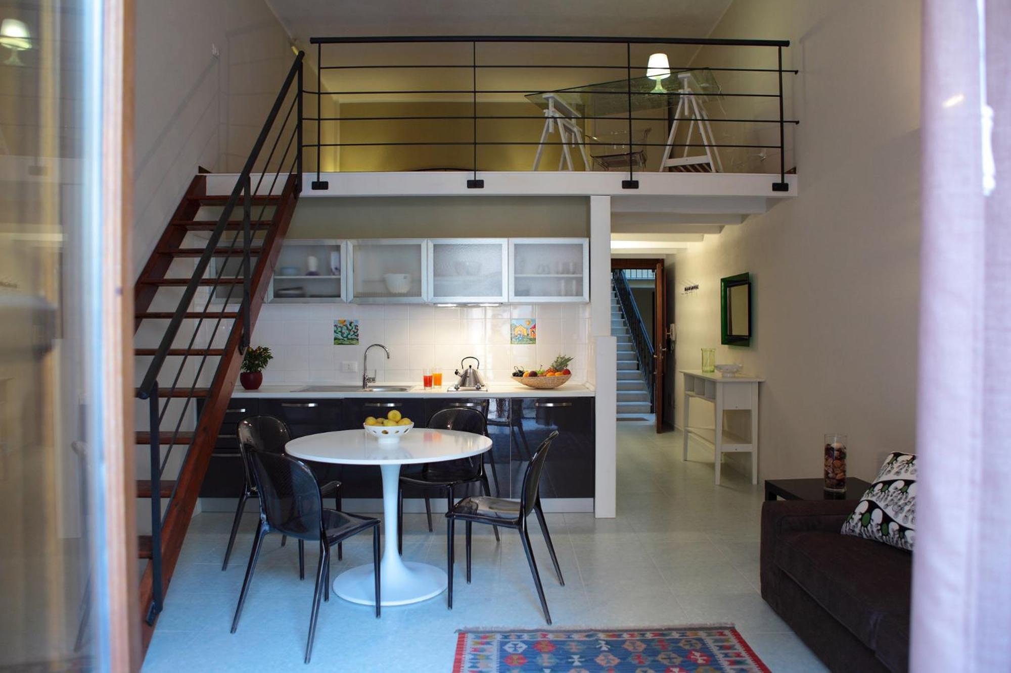 Appartamento Monolocale con Balcone
