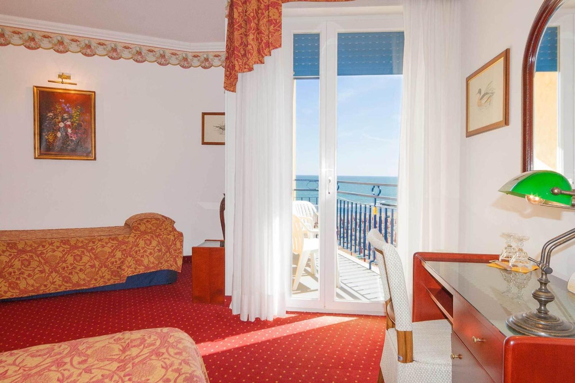 Junior Suite with Balcony (2 Adults)