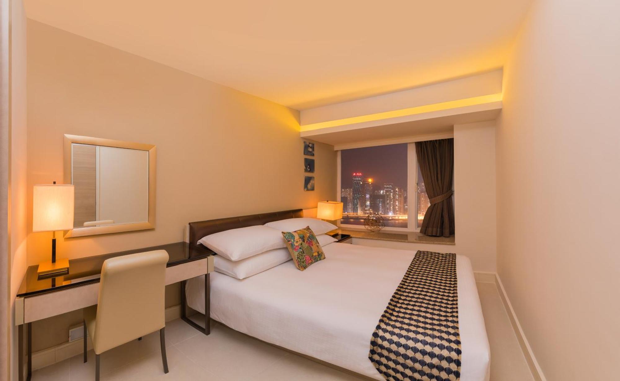 Two-Bedroom Quad Suite City View