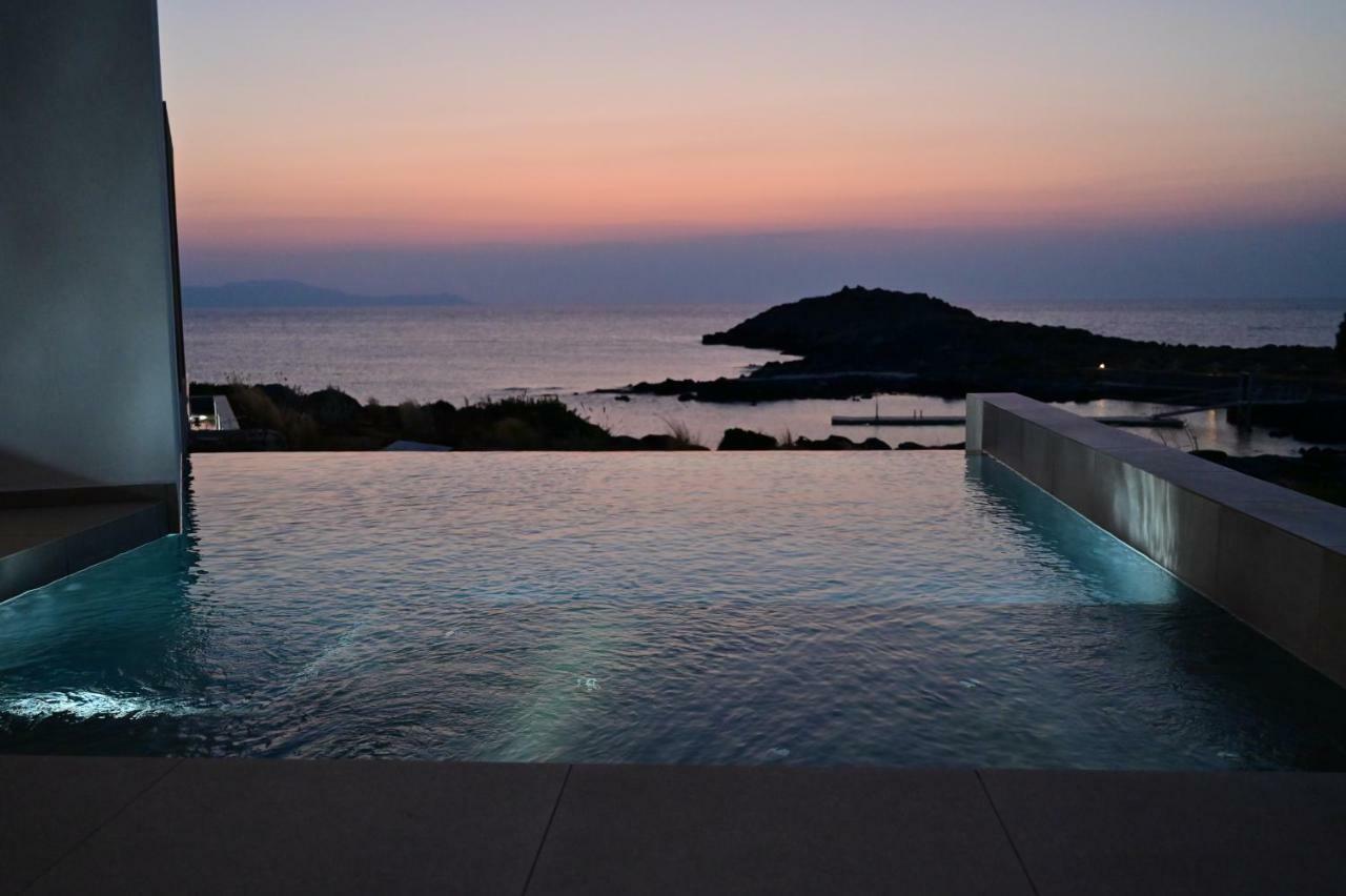 SV Junior Suite private infinity sparkling pool