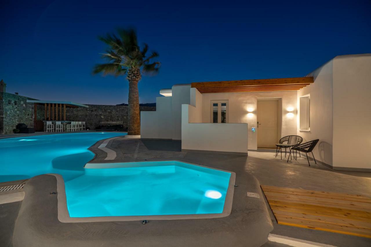 Chambre Triple de Luxe avec Vue sur la Piscine