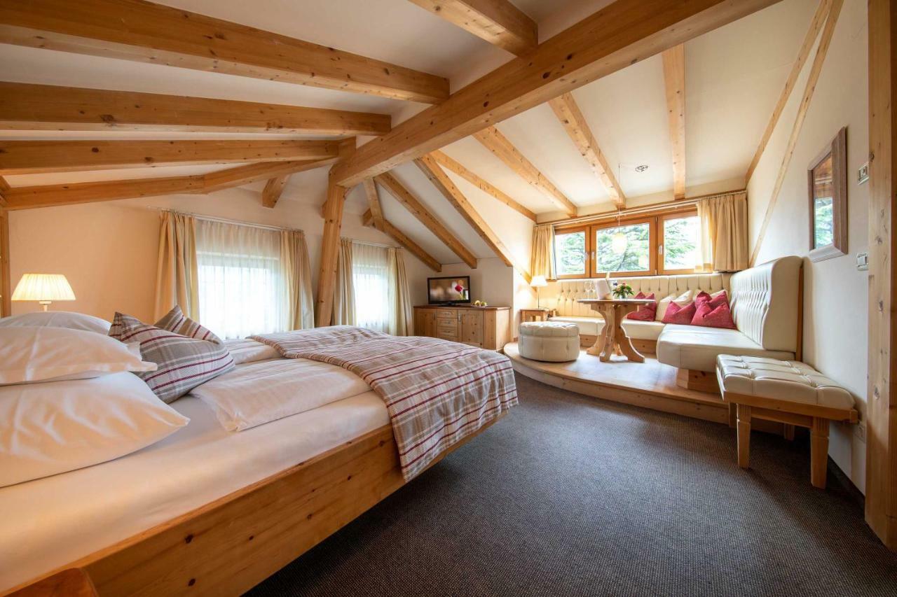 Romantik Suite,844894139:JPEG