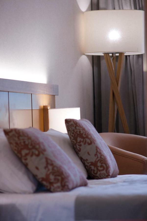 Deluxe Doppelzimmer mit Balkon und Meerblick