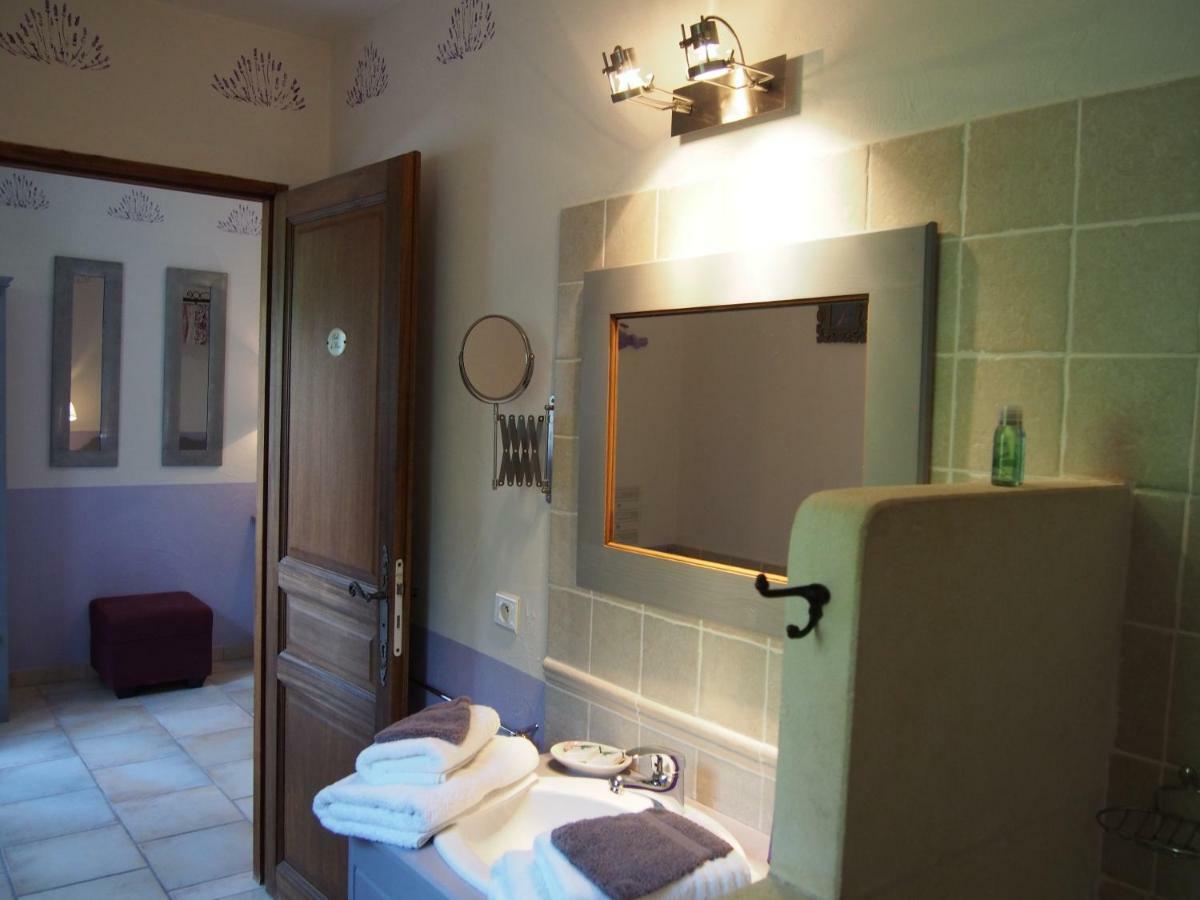 Chambre Double avec Patio