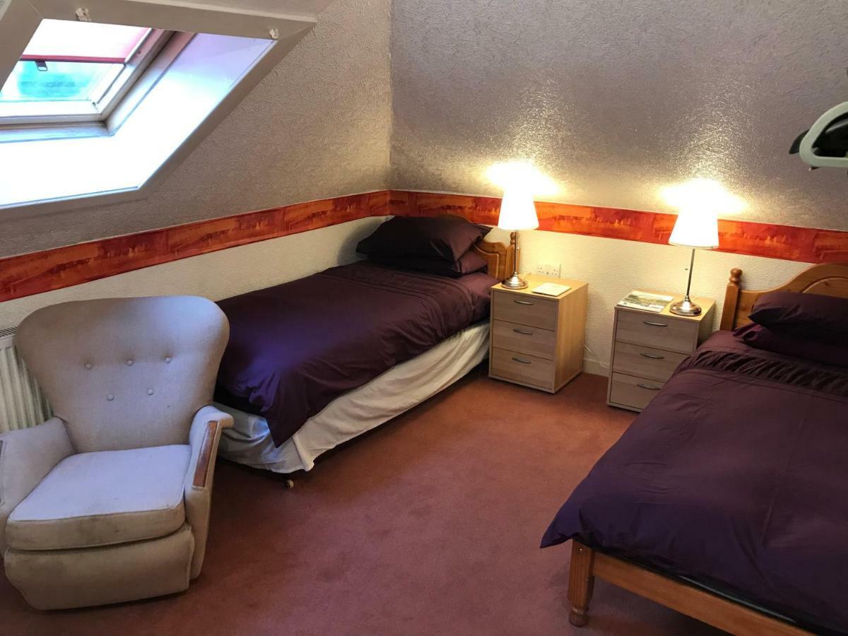 Economy Twin Room