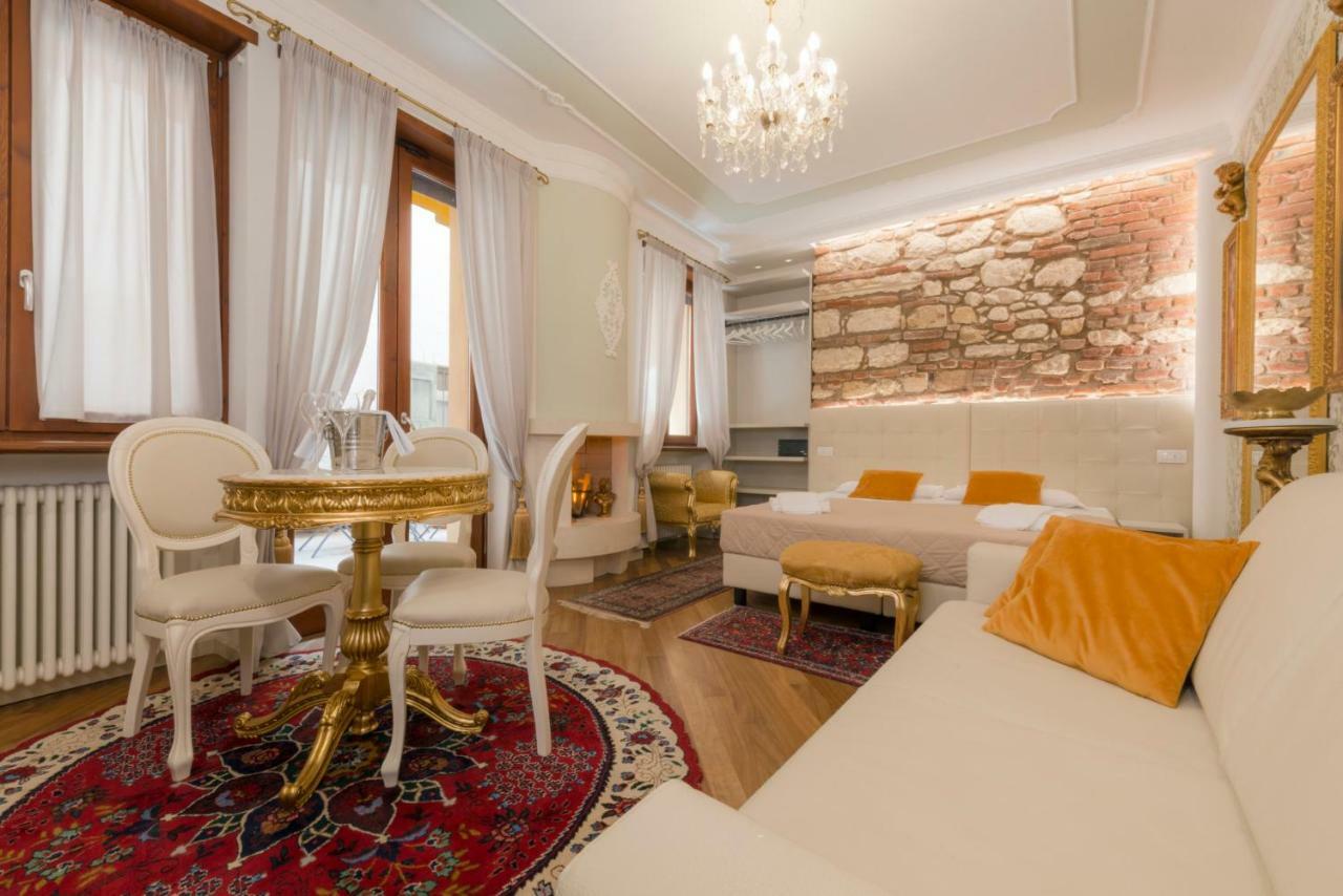 Luxury Quadruple Room,903530221:JPEG