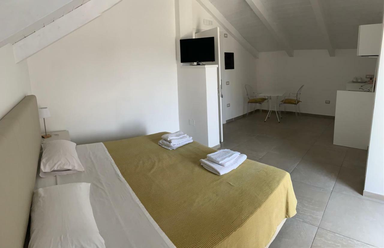 Deluxe Double or Twin Room,888593632:JPEG