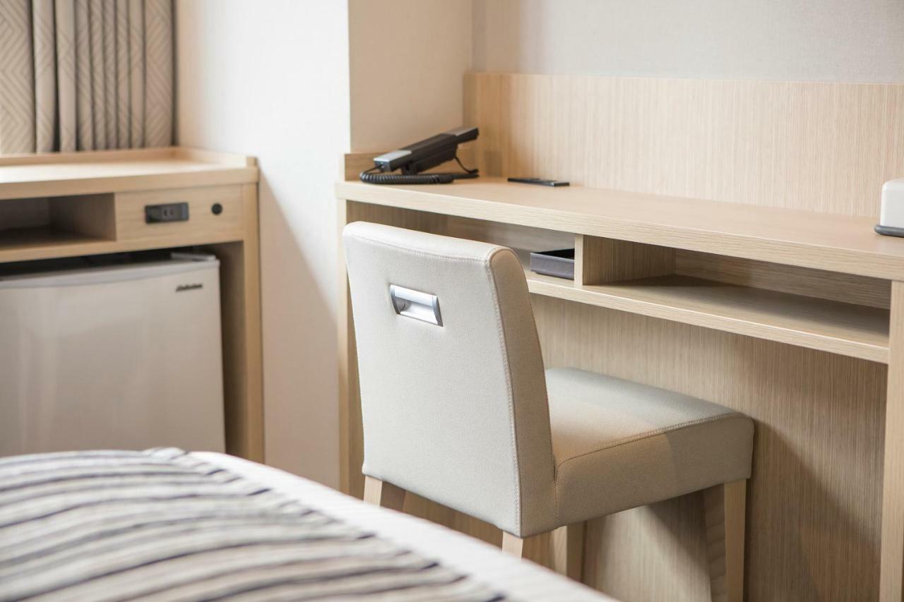 Deluxe Twin Room ( Up to 3 person) - Non-Smoking