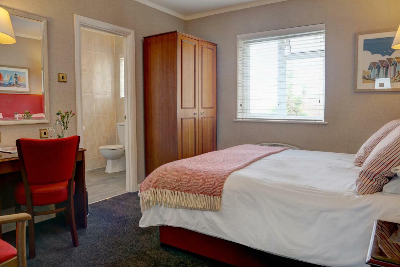 Classic King Room,893048881:JPEG