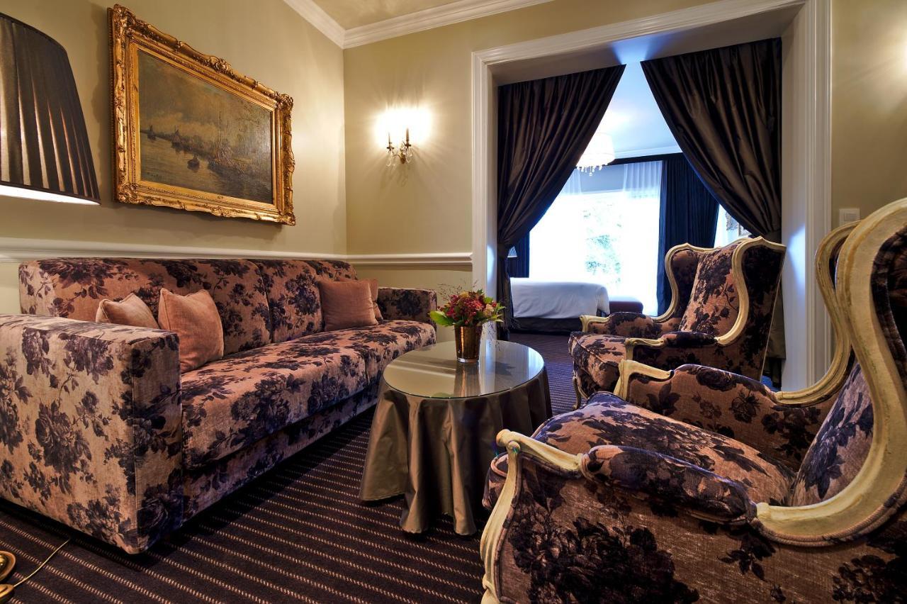 Chambre Deluxe Double ou Lits Jumeaux