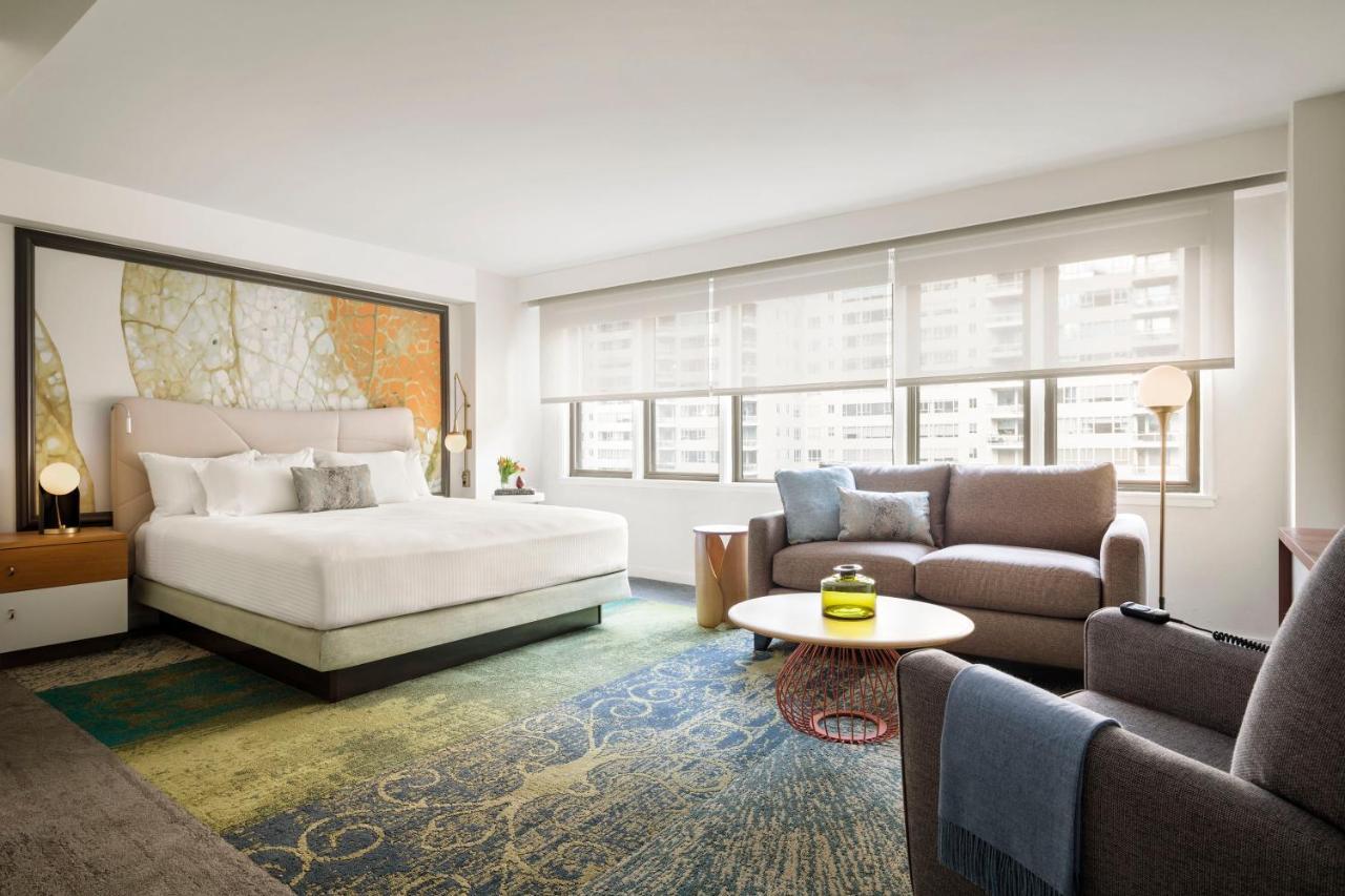 One-Bedroom King Suite