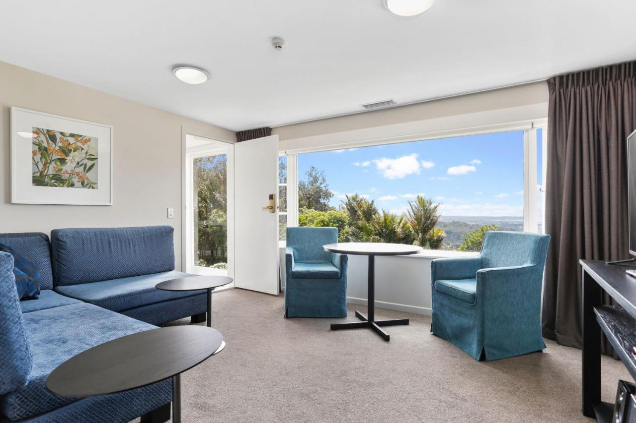 Two-Bedroom Apartment City View