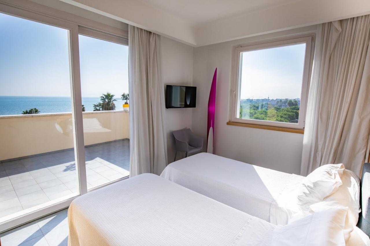 Suite de 2 dormitorios con vistas al mar (4 adultos)