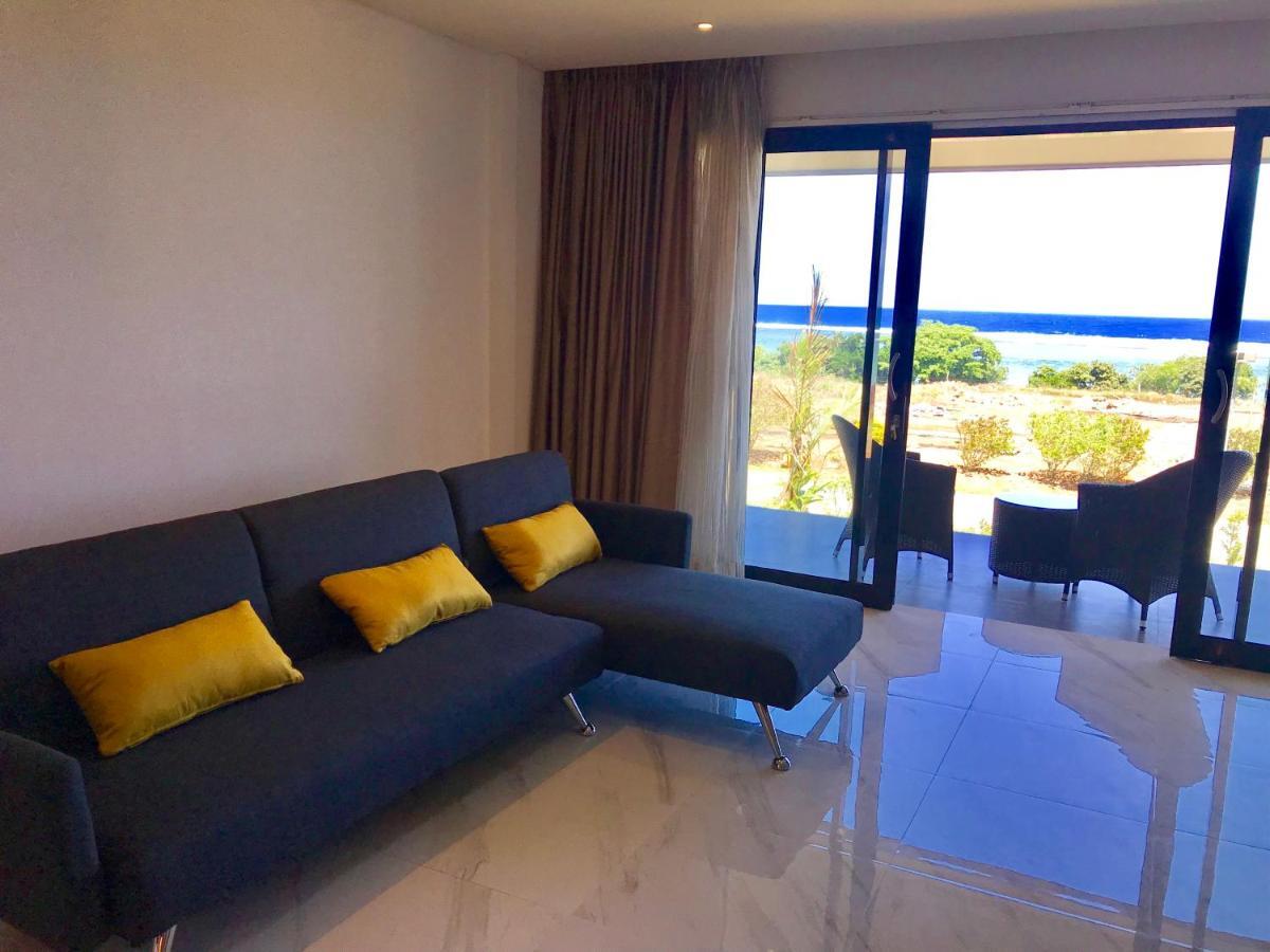 Studio with Sea View