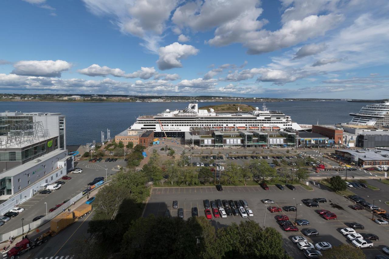Premium, Guest room, 1 Queen, Harbor view