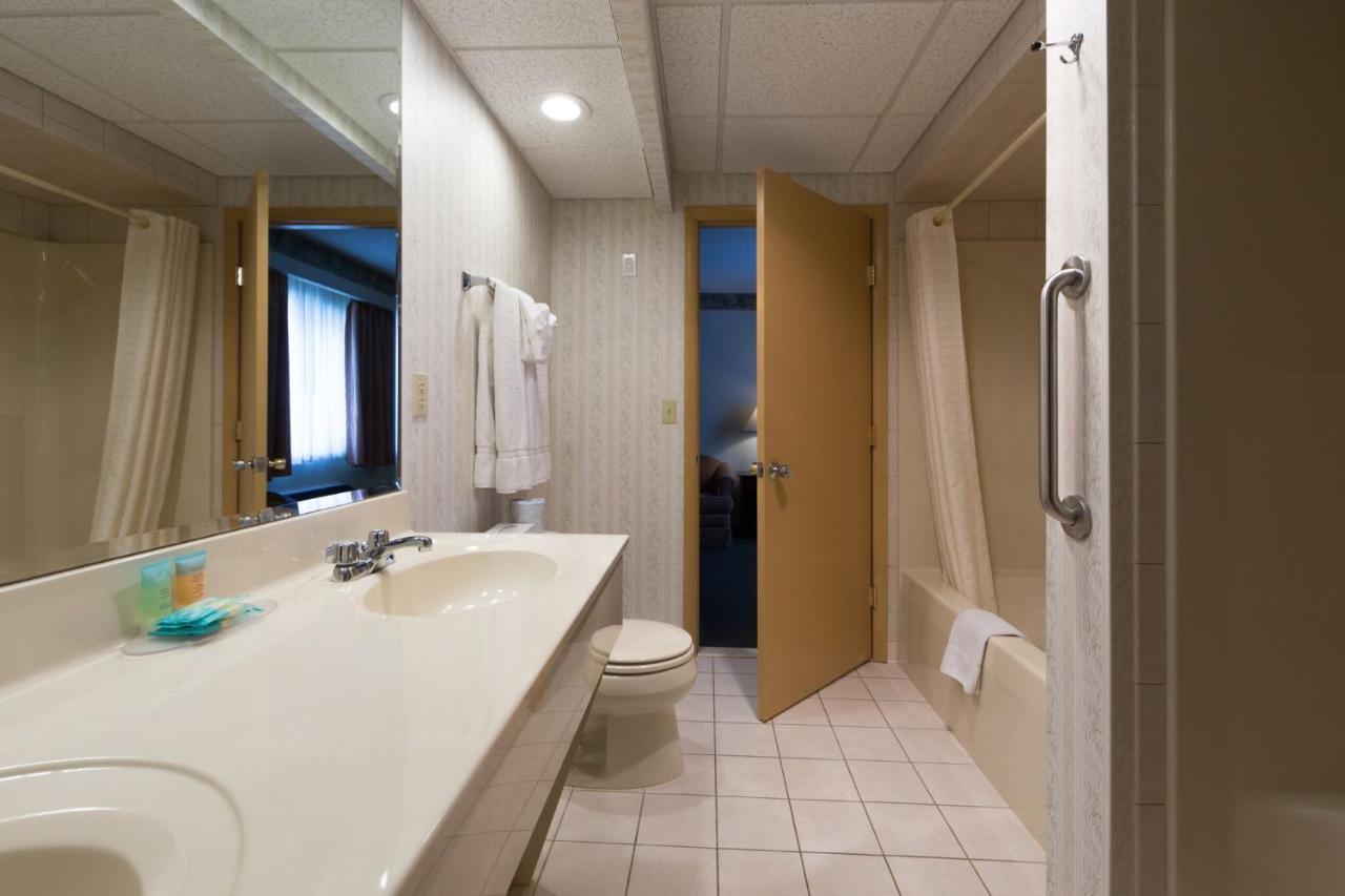 One Room Suite