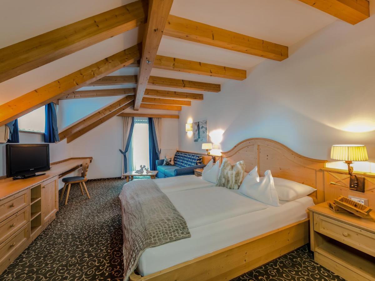 Doppel-/Zweibettzimmer mit Balkon - Dachgeschoss